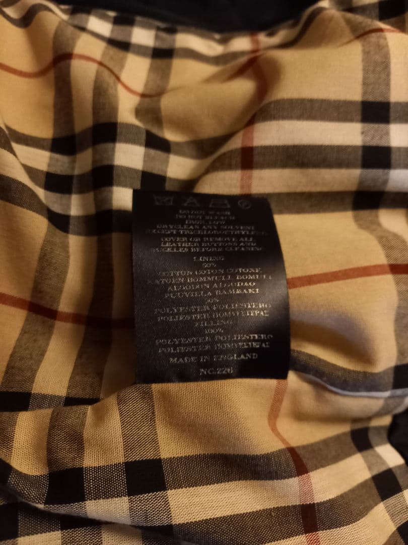 バーバリー　イギリス製　キルティングジレ　ダークネイビー