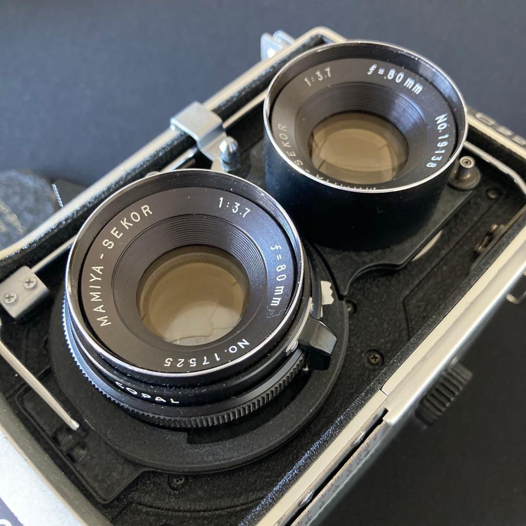 【美品】MAMIYA C220 80mm 3.7 マミヤ 二眼レフカメラ