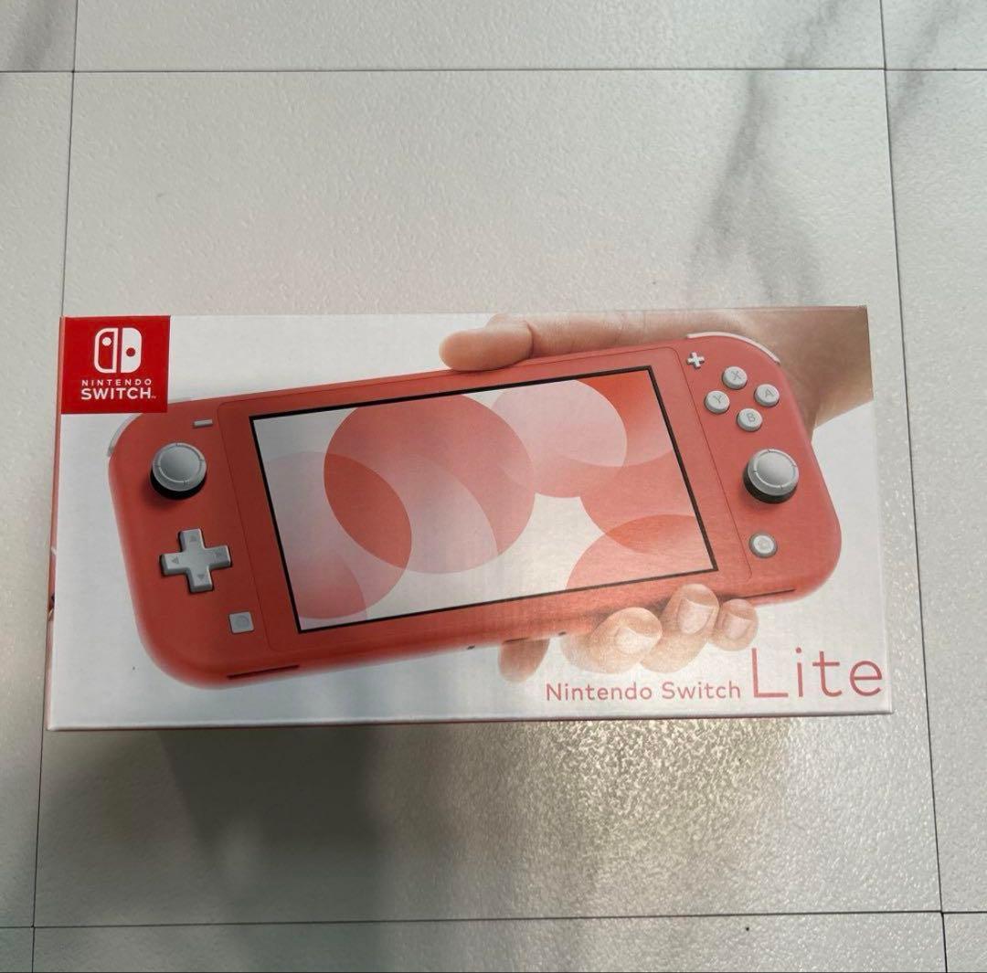 任天堂　Switch Lite ピンク　コーラル　新品未開封