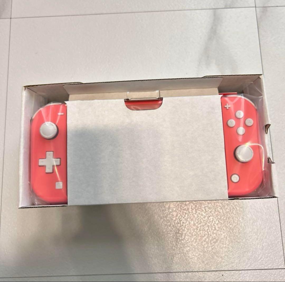 任天堂　Switch Lite ピンク　コーラル　新品未開封