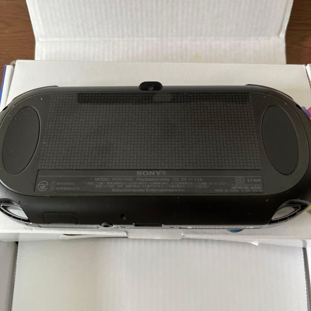 PlayStation®Vita クリスタル・ブラック 3G/Wi-Fiモデル…