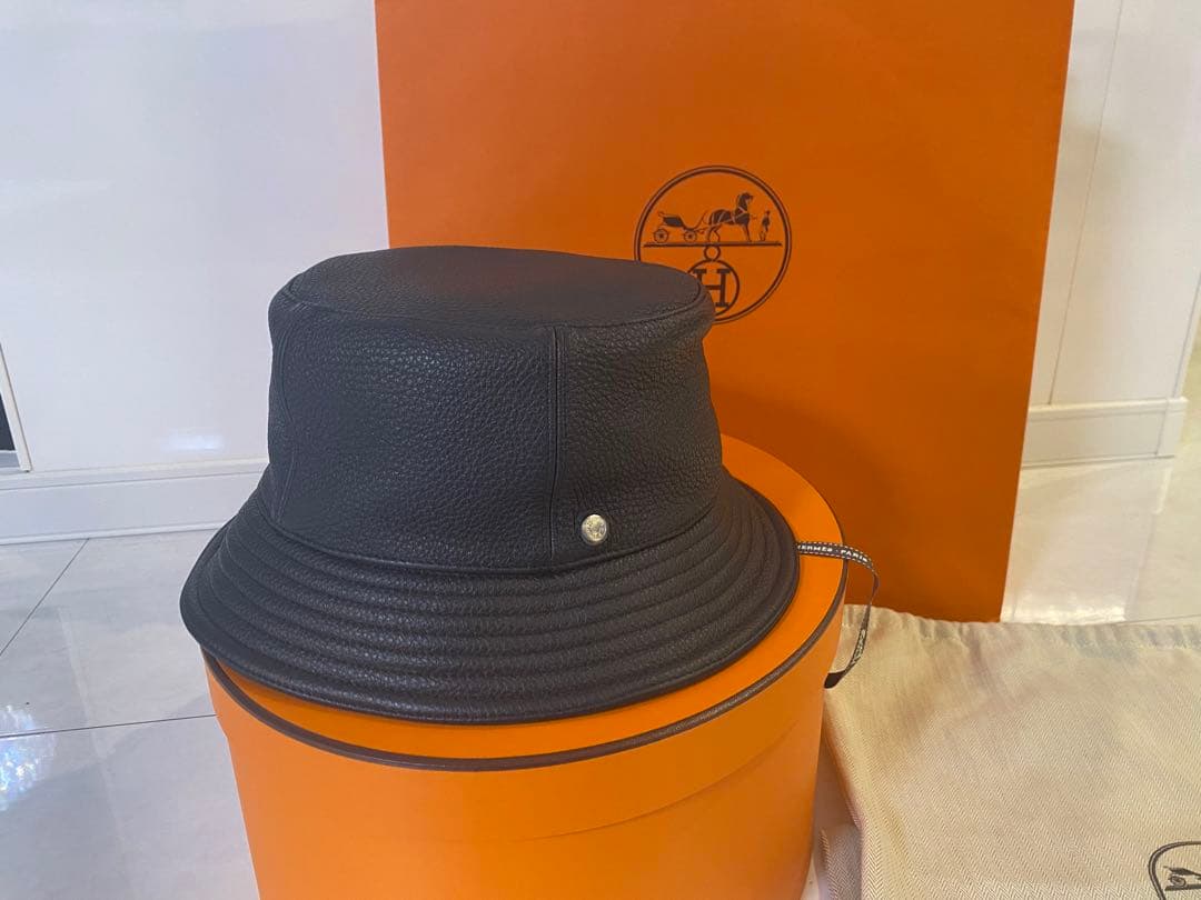 HERMES エルメス　レザー　ハット　57 定価以下
