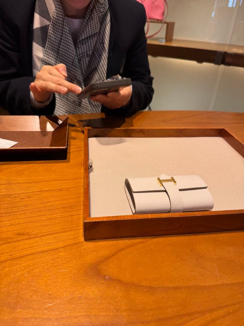 エルメス　キーケース　白　ゴールド金具　べアン