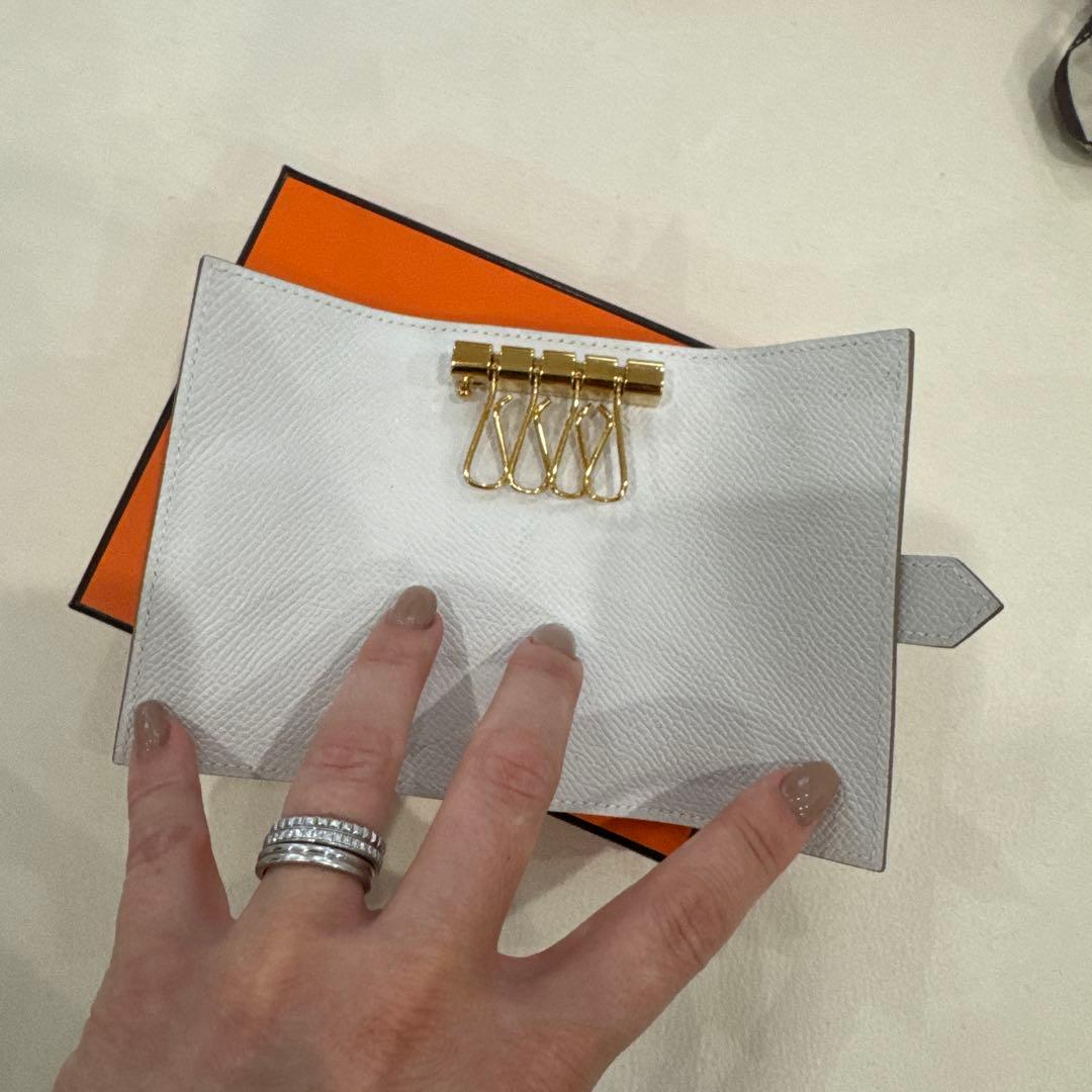 エルメス　キーケース　白　ゴールド金具　べアン