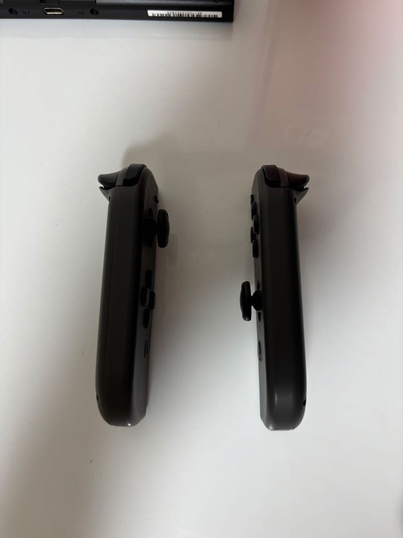 任天堂　Nintendo Switch スイッチ　本体　グレー　HAC-001