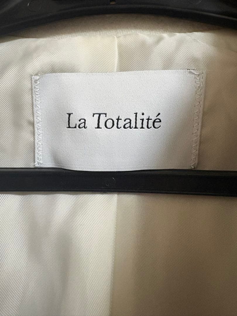 完売品 La TOTALITE ノーカラーショートコート ホワイト 38