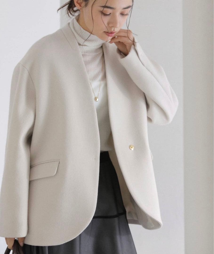 完売品 La TOTALITE ノーカラーショートコート ホワイト 38