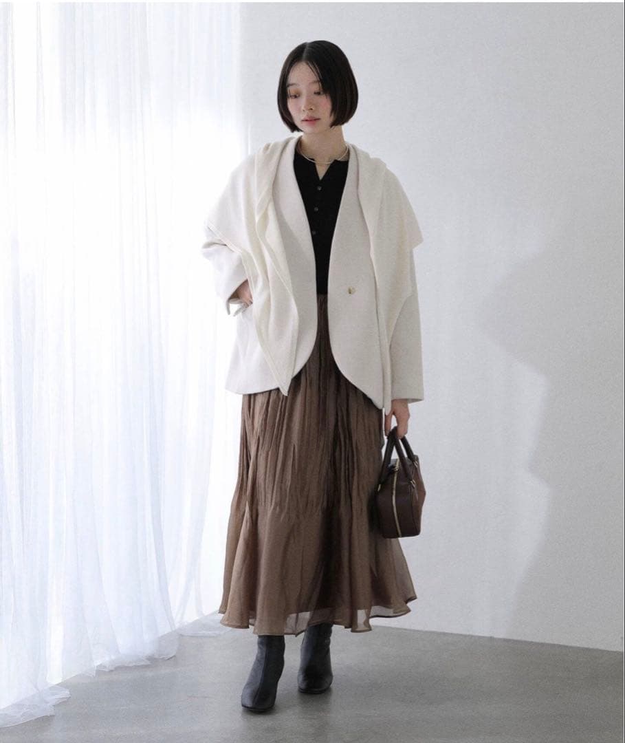 完売品 La TOTALITE ノーカラーショートコート ホワイト 38