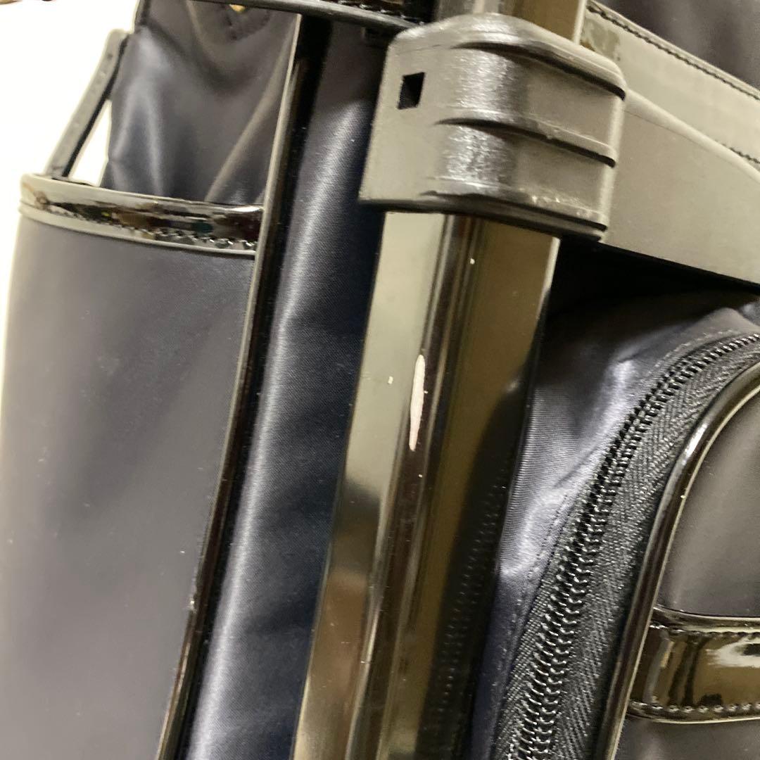 SWANY スワニー　ハローキティ　キャリーバック　キャリーケース　m12