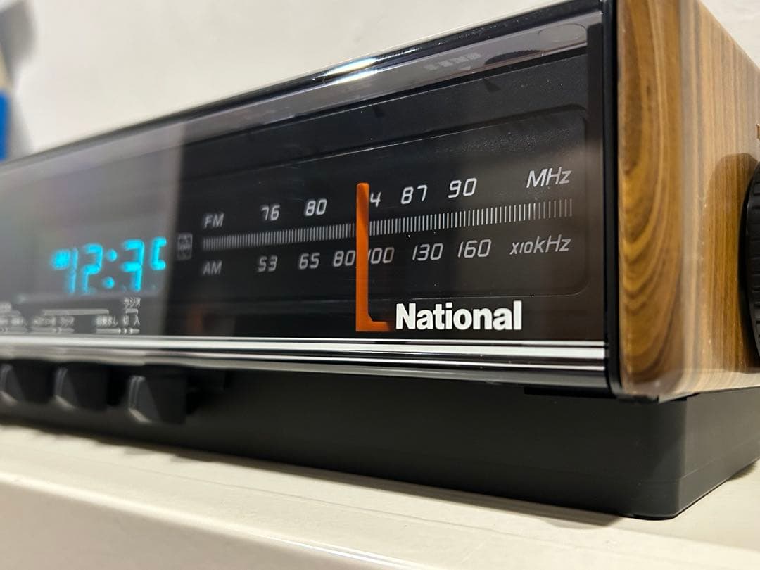 NationalPanasonic ラジオ付きデジタル時計　RC-85