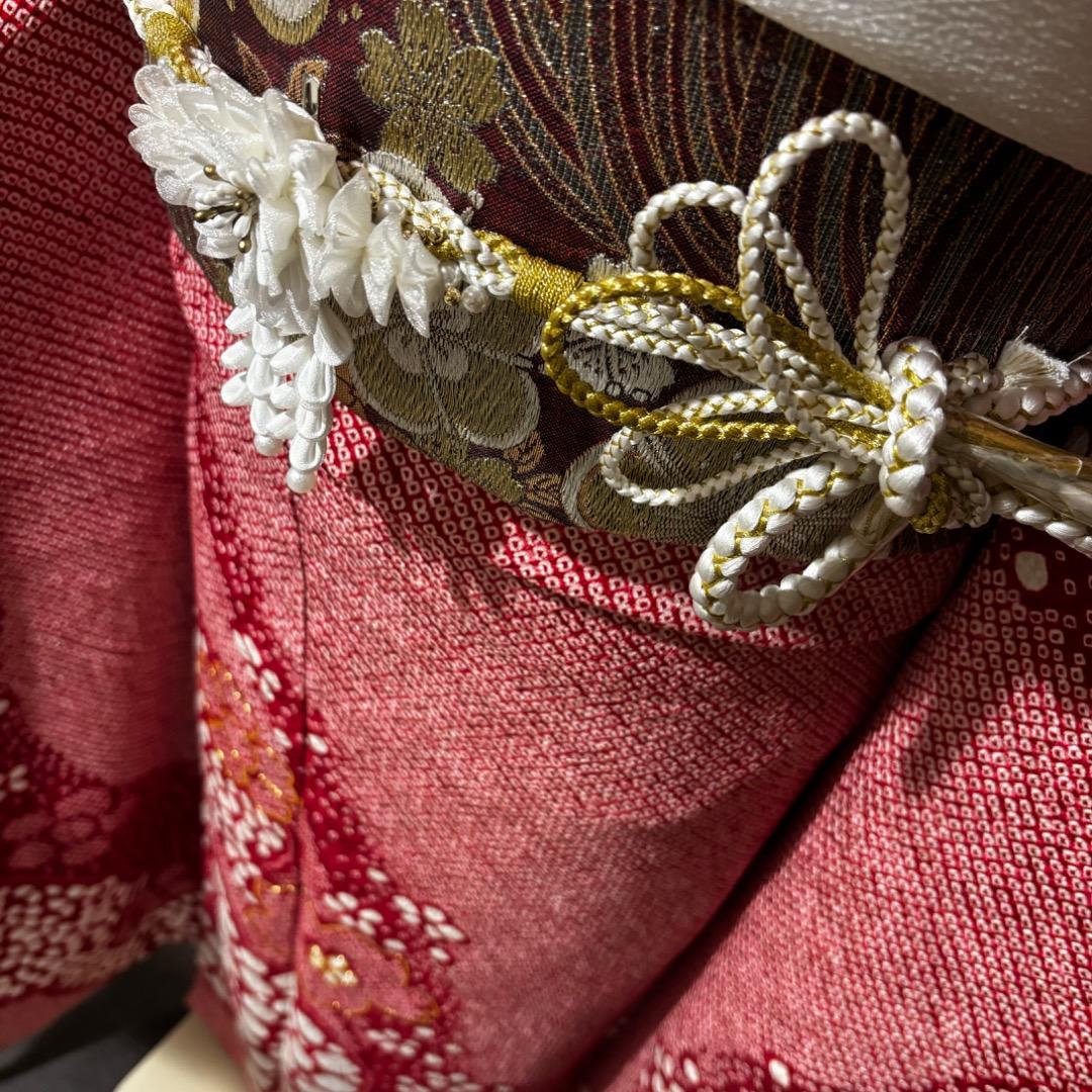 美品　総絞り　手絞り　金駒刺繍　花模様　逸品　振袖　フルセット 振り袖