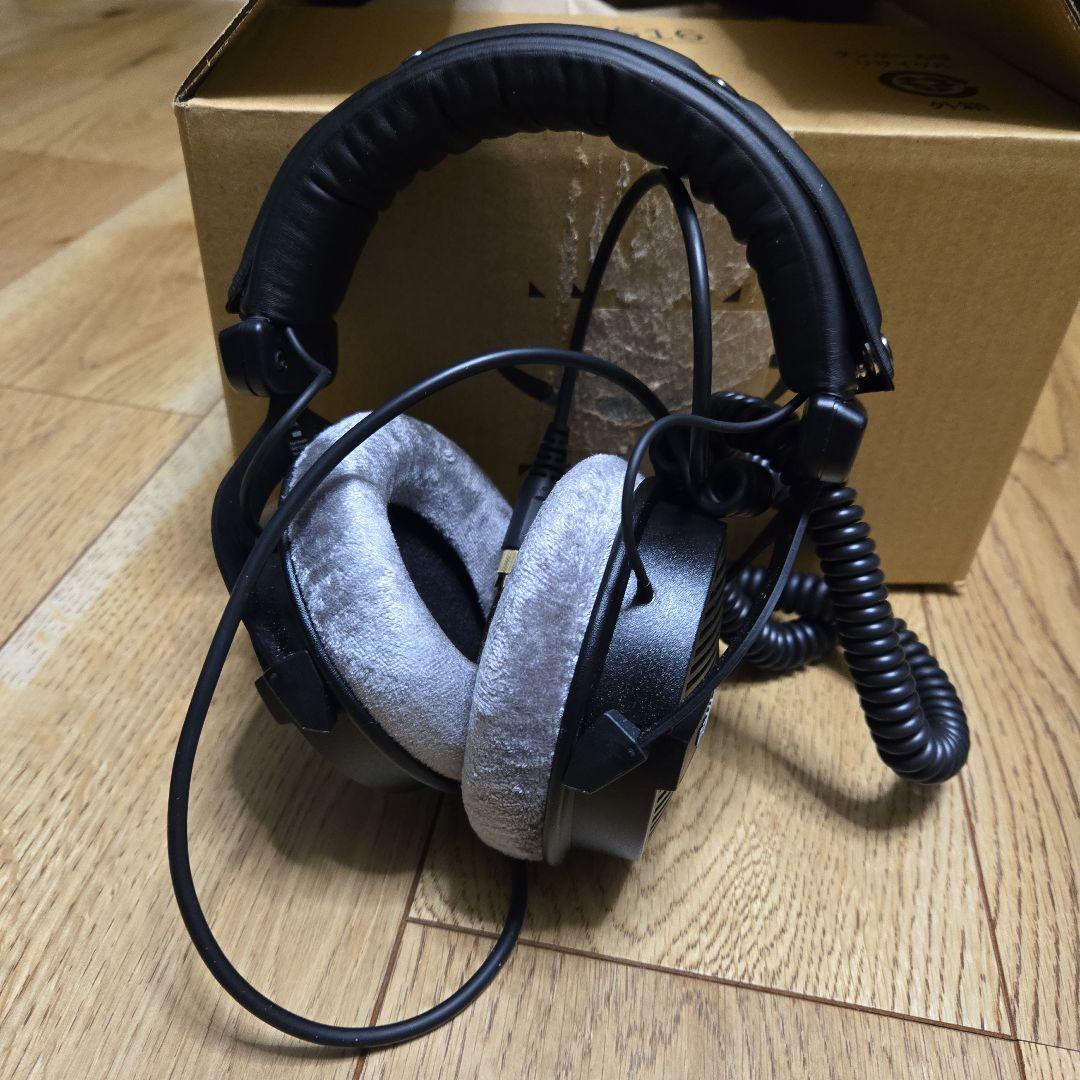 beyerdynamic DT 990 PRO ヘッドフォン