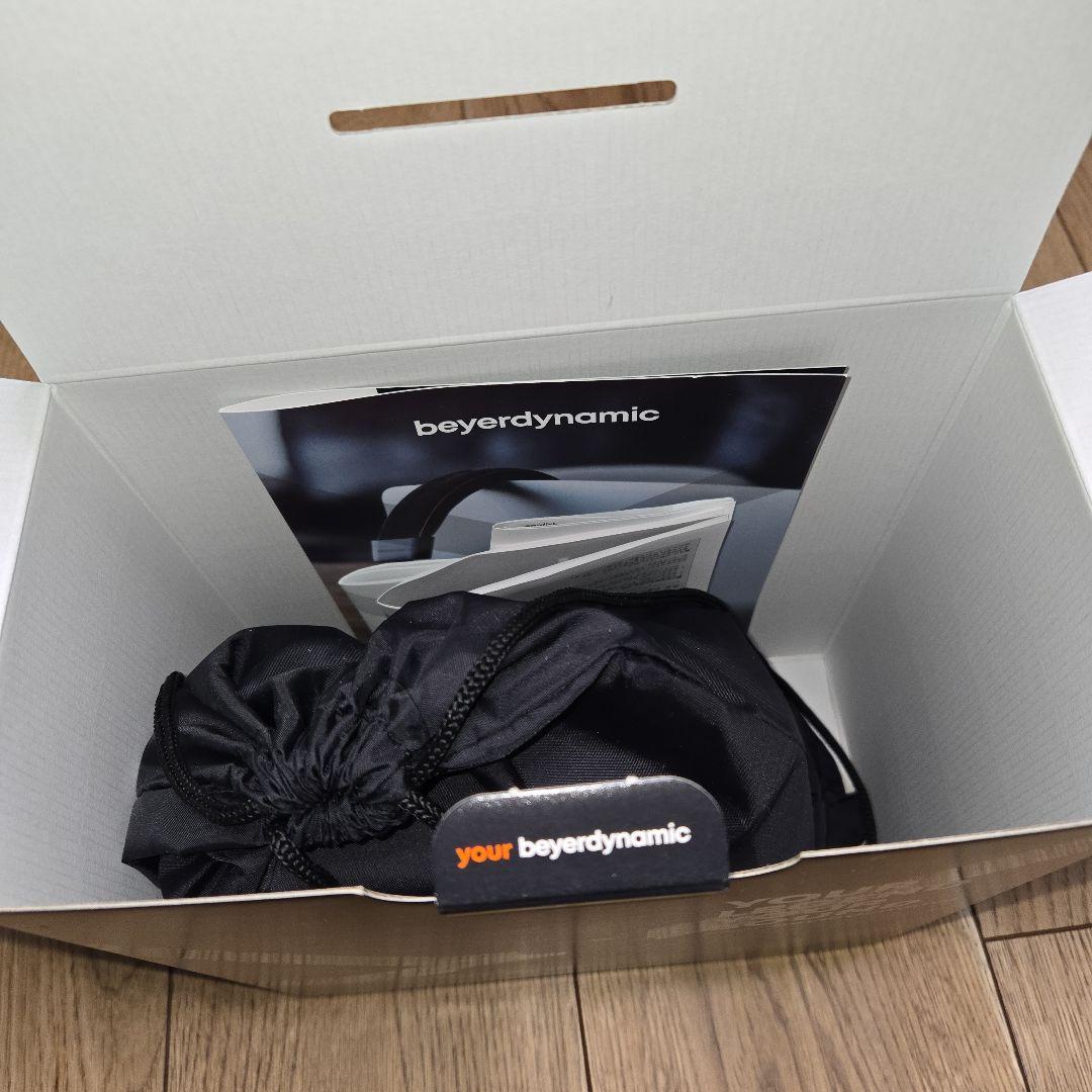 beyerdynamic DT 990 PRO ヘッドフォン