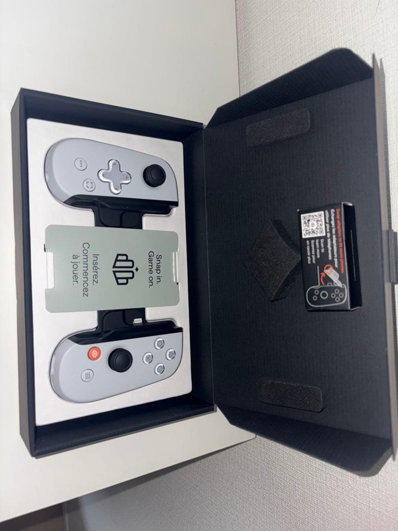 BACKBONE One　第2世代iPhone用コントローラー+キャリングケース