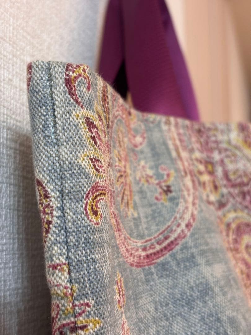 嘉門工藝　ペイズリートートバック 27,500円（税込）　婦人画報