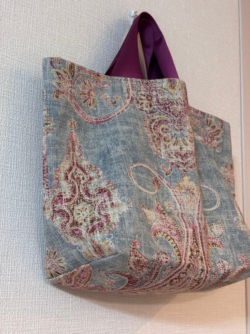 嘉門工藝　ペイズリートートバック 27,500円（税込）　婦人画報