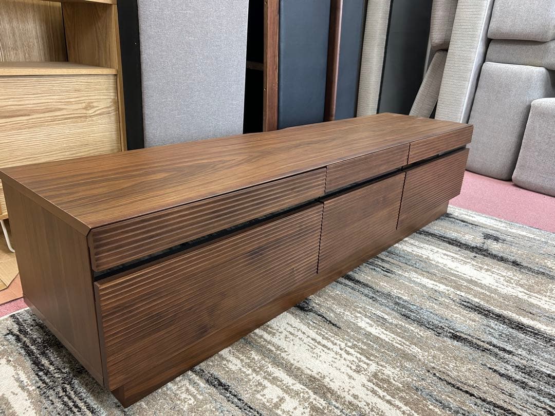 モデルルーム展示品ローボード