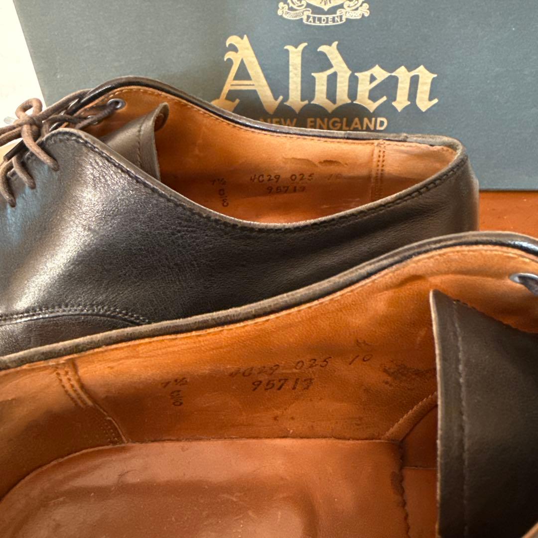 ALDEN ストレートチップ　BLACK CALF LEATHER SOLE