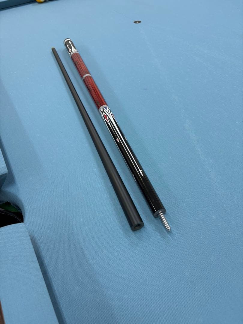 ビリヤード　カーボンシャフト　playキュー