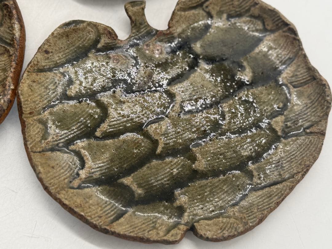 益子焼　坂田甚内作　緑釉蕗葉型皿3点　送料込み250908