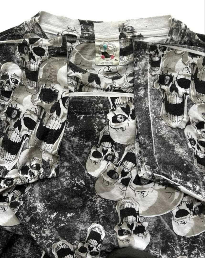 こ*ち様 逸品！80s~90s スカル総柄Tシャツ XL ユニセックス