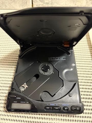 SONY D-T66　ディスクマン　通電確認済み