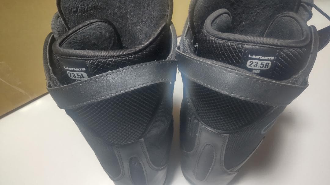 中古美品）lastartsスノーボードブーツ 23.5 ダイヤル型紐結びいらず