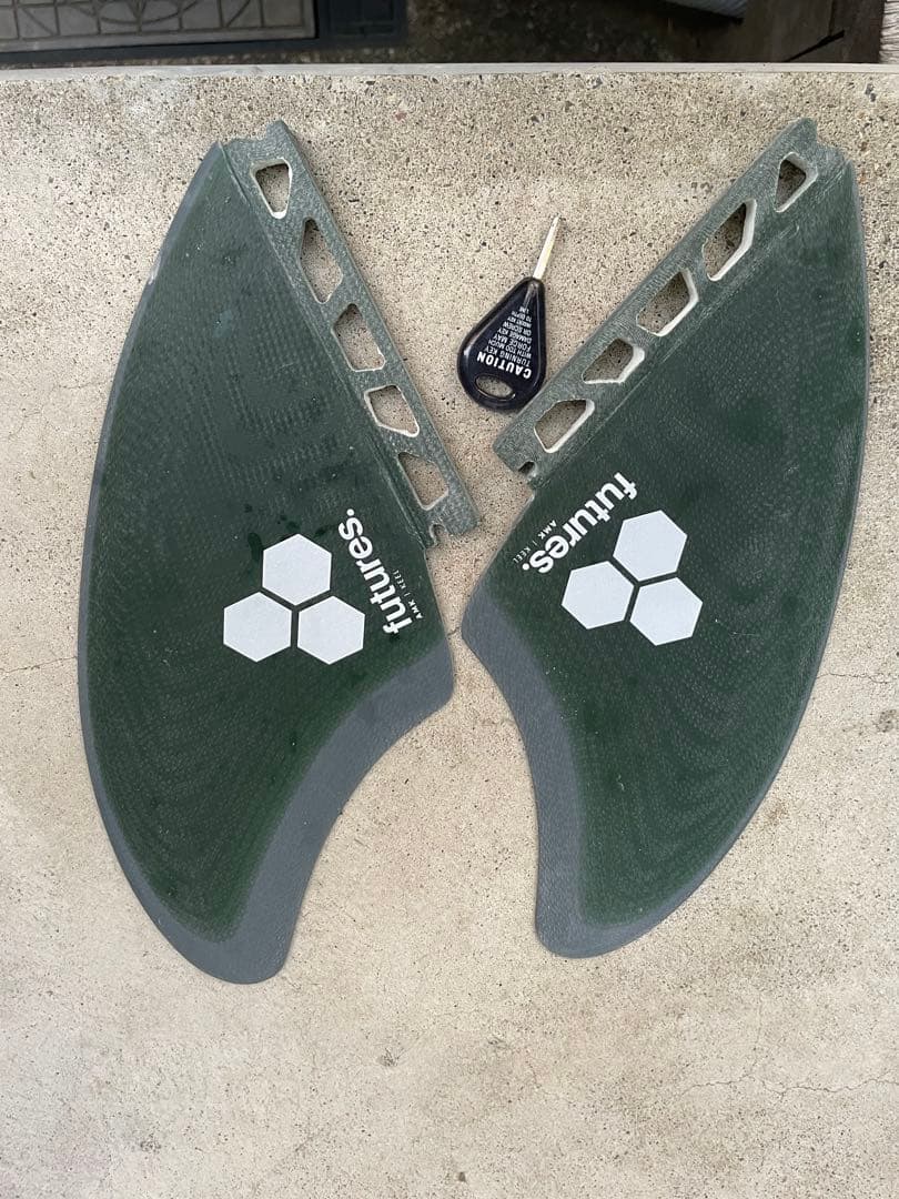 【にゃんこ】CI FISH 5′10 フィンセット