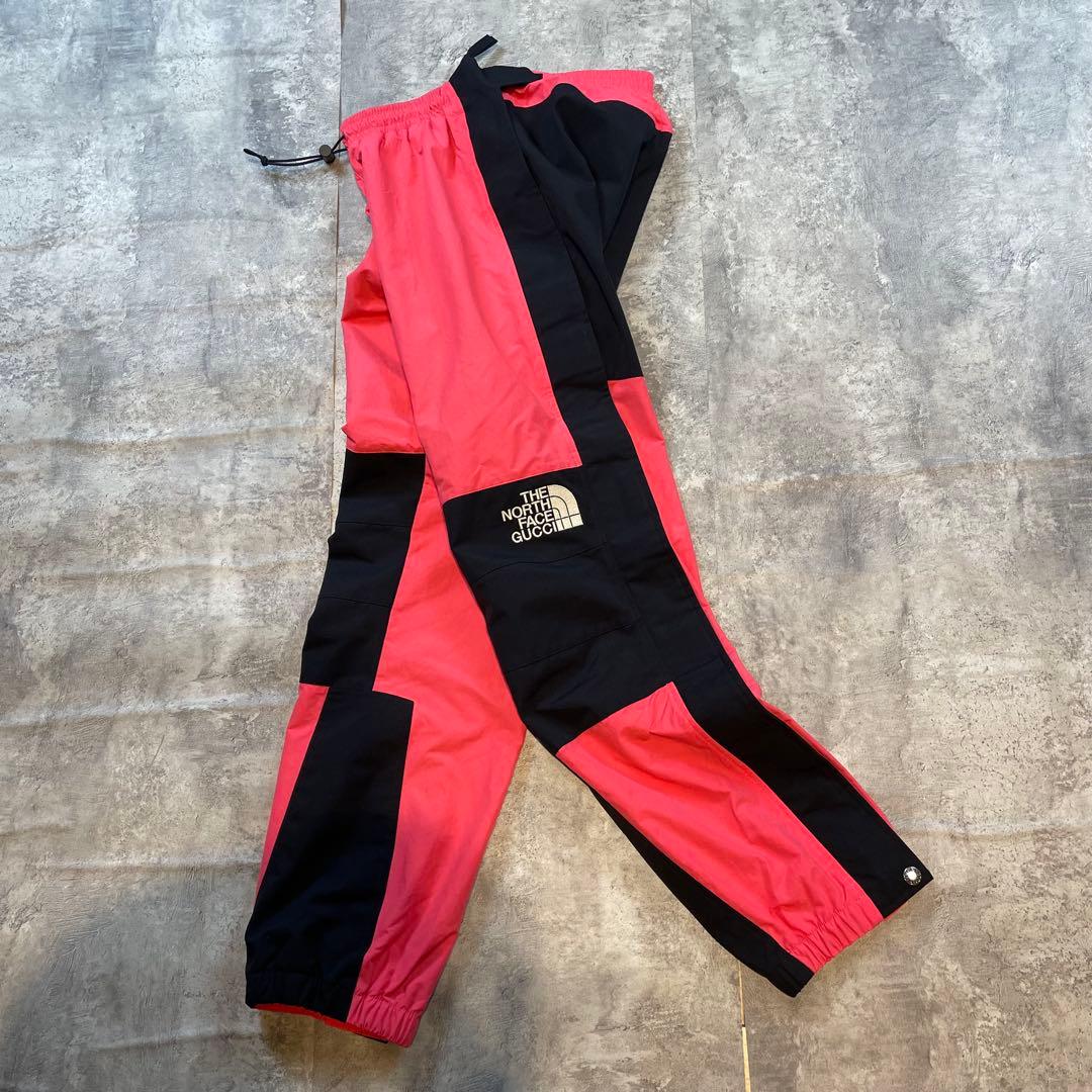 GUCCI × THE NORTH FACE コラボ ナイロンパンツ ピンク