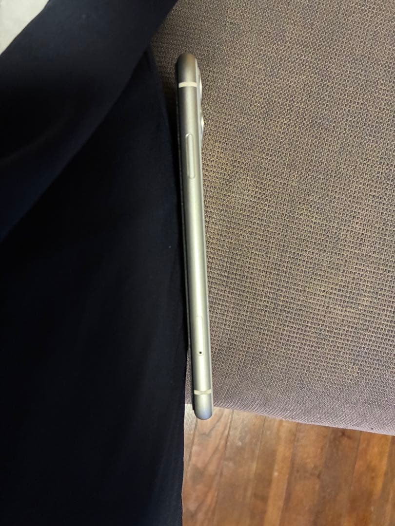 iPhone11 128GB ホワイト