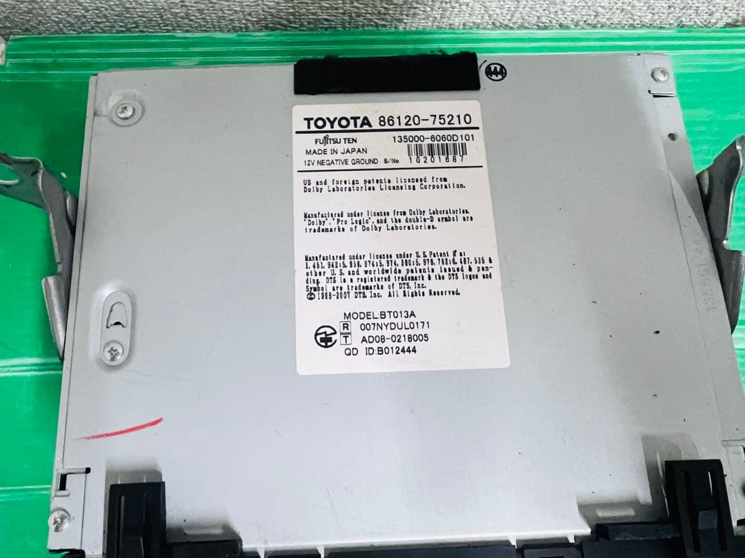 トヨタ　SAIカーナビ本体 エアコンパネル付き　動作確認済み