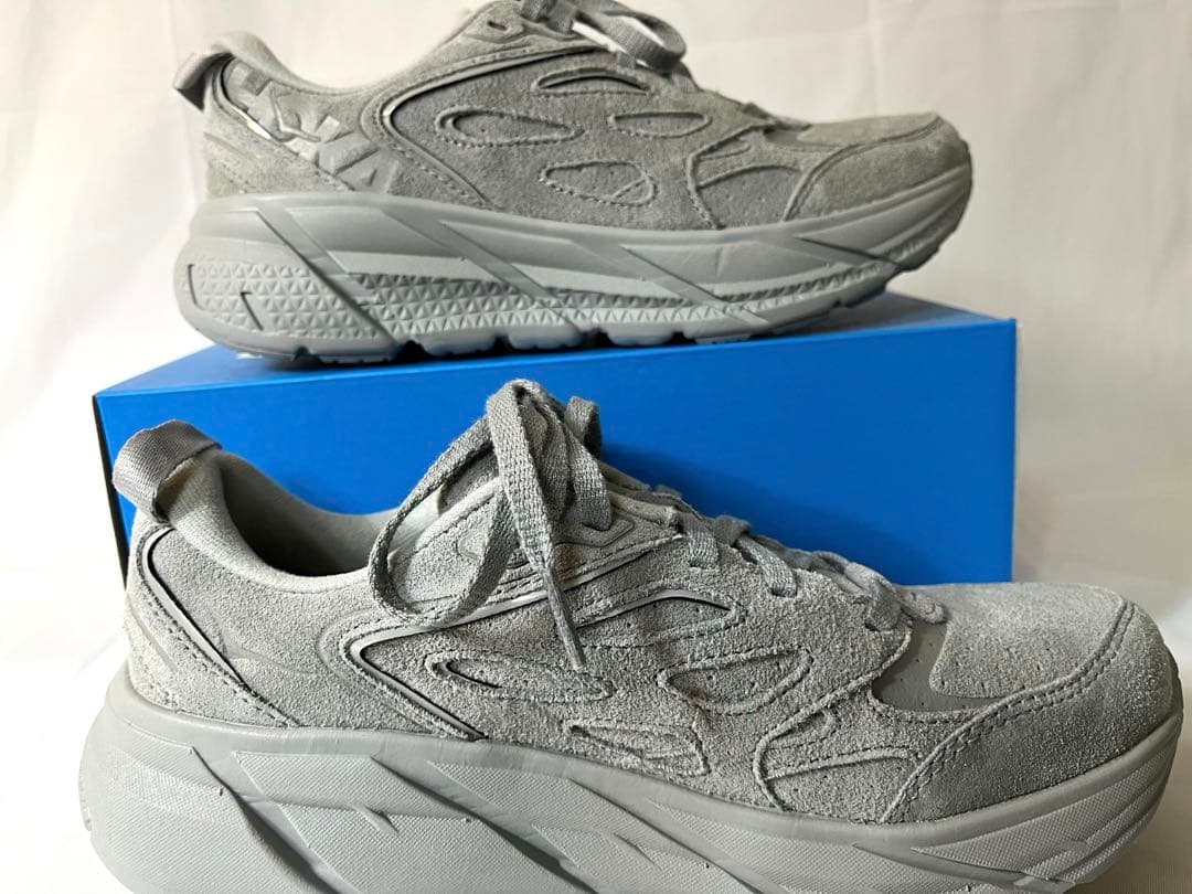 ホカ　クリフトンＬスエード　ライムストーン　グレー　24 cm