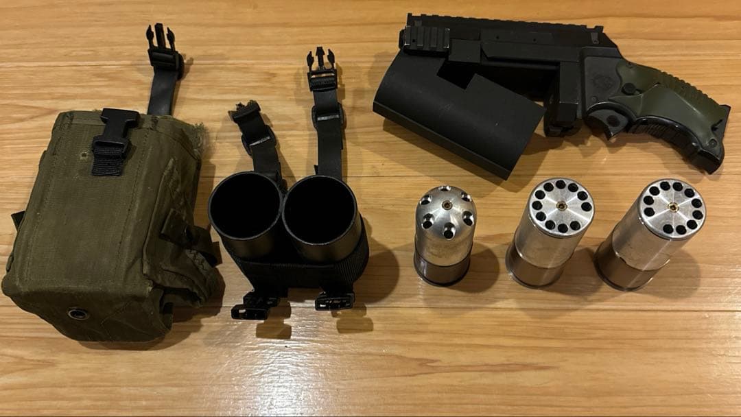 K*Y様 ハンドグレネードランチャー、モスカート×3