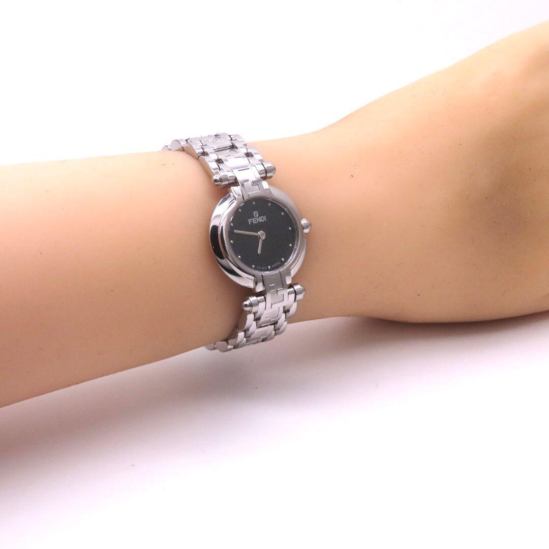 【ズッカ】FENDI フェンディ 時計 ブラック ラウンド レディース☆極美品☆