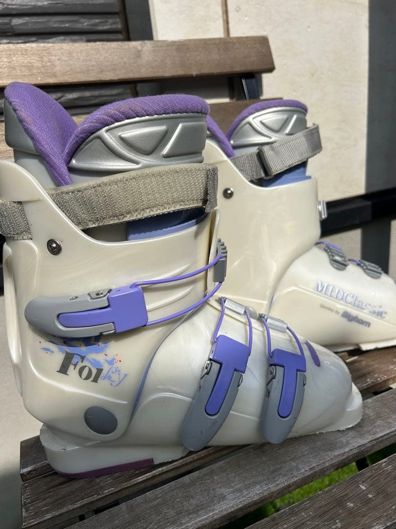 使用回数少なめ　SALOMON 145cmスキーセット　女性、高学年、中学生
