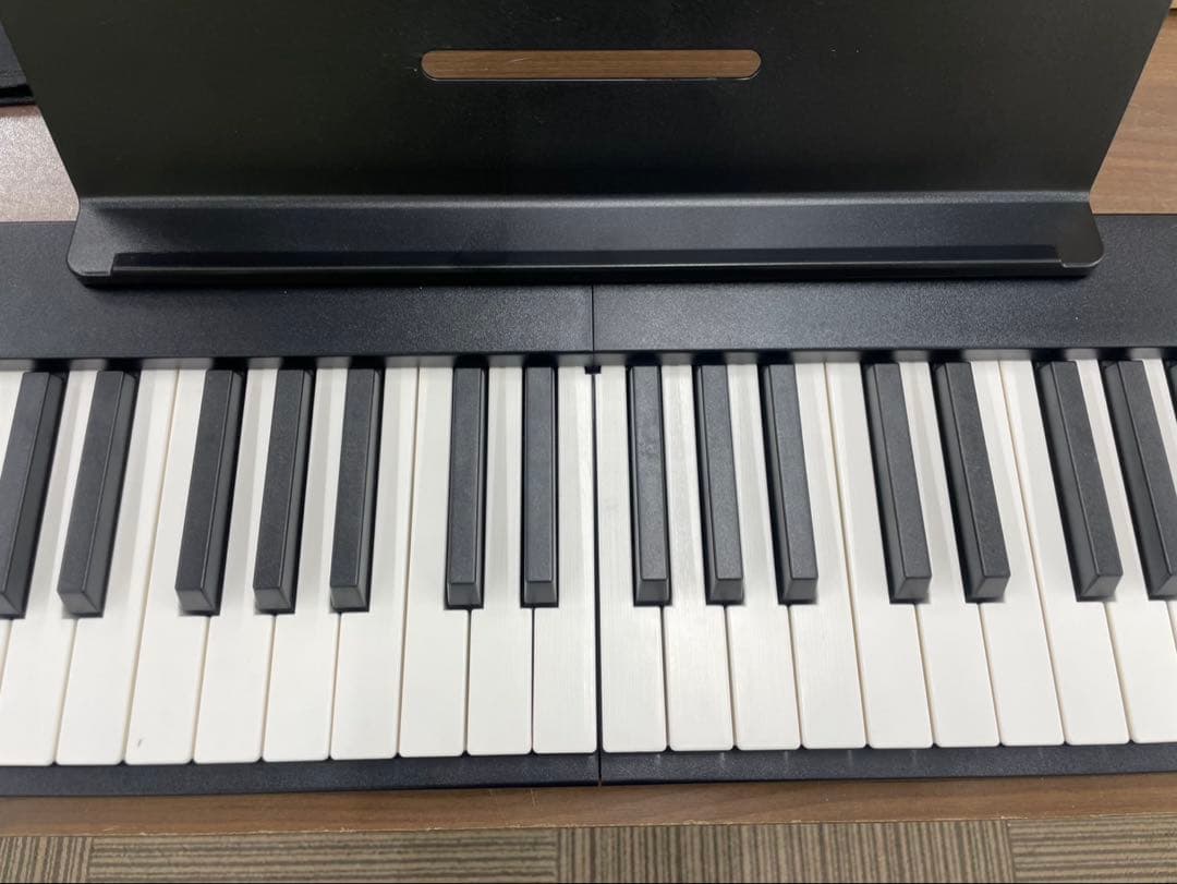折りたたみ電子ピアノ　88鍵盤　充電タイプ　ブラック