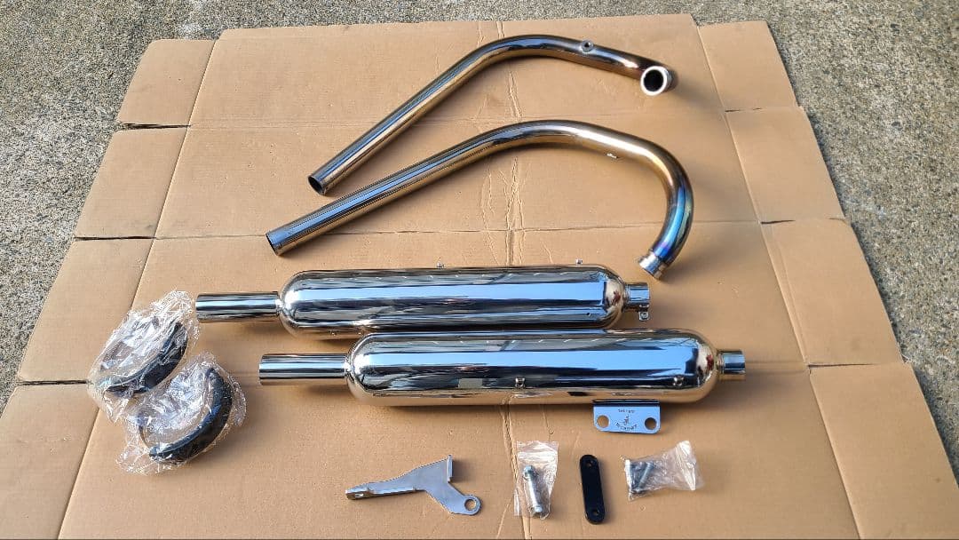 アールズギア ワイバンクラッシックマフラー W800 MEGURO K3 中古