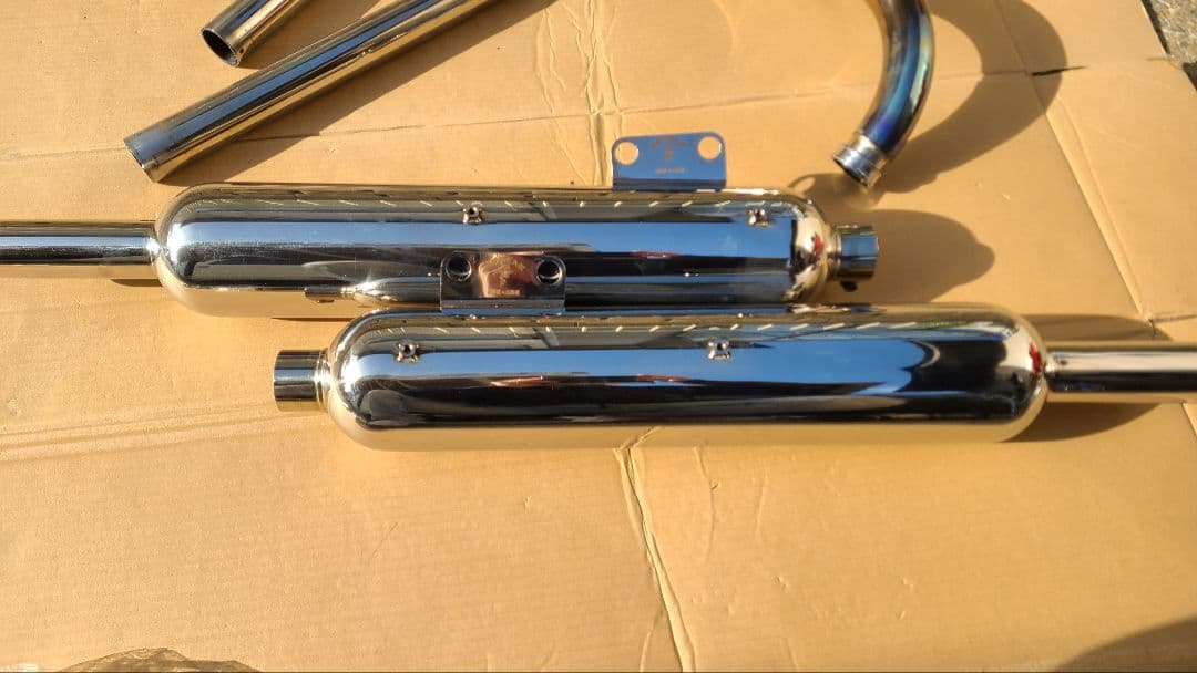 アールズギア ワイバンクラッシックマフラー W800 MEGURO K3 中古