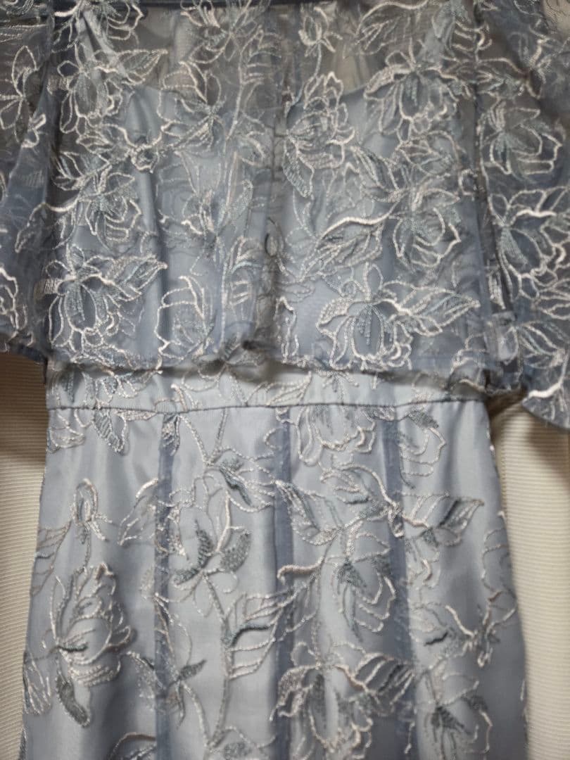 ブルーグレー 刺繍 ワンピース　ドレス　２点セット（ボレロ付き）