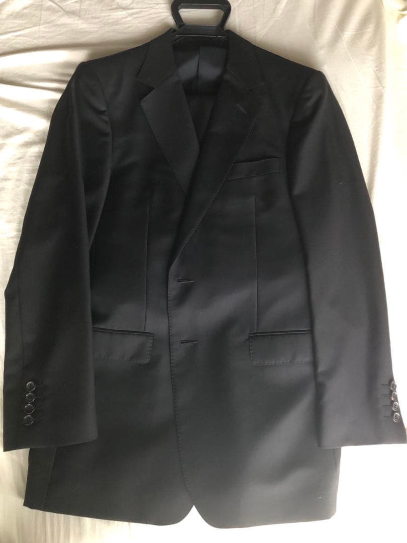 早い者勝ち【本日お昼まで特価】グッチGUCCI メンズスーツ 未使用品