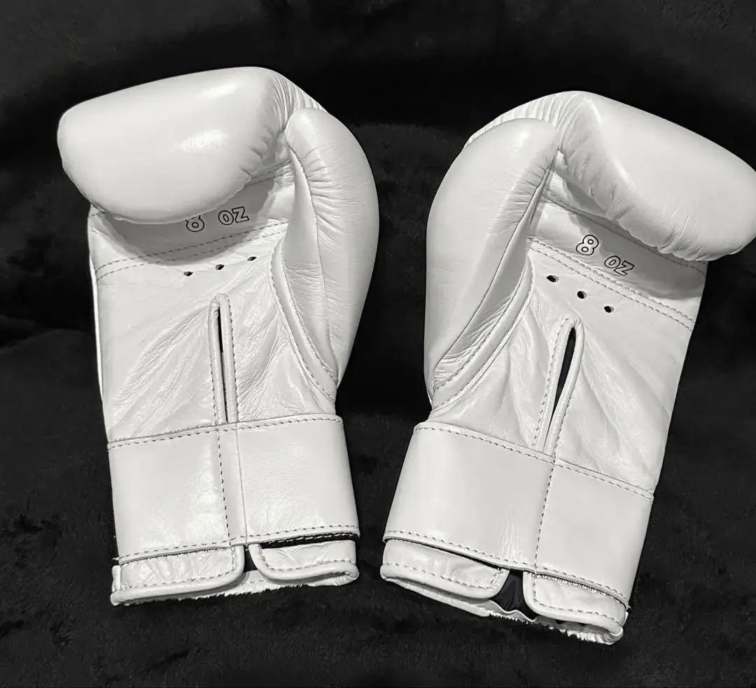 【未使用】Winning(ウイニング)ボクシンググローブ 8oz ホワイト