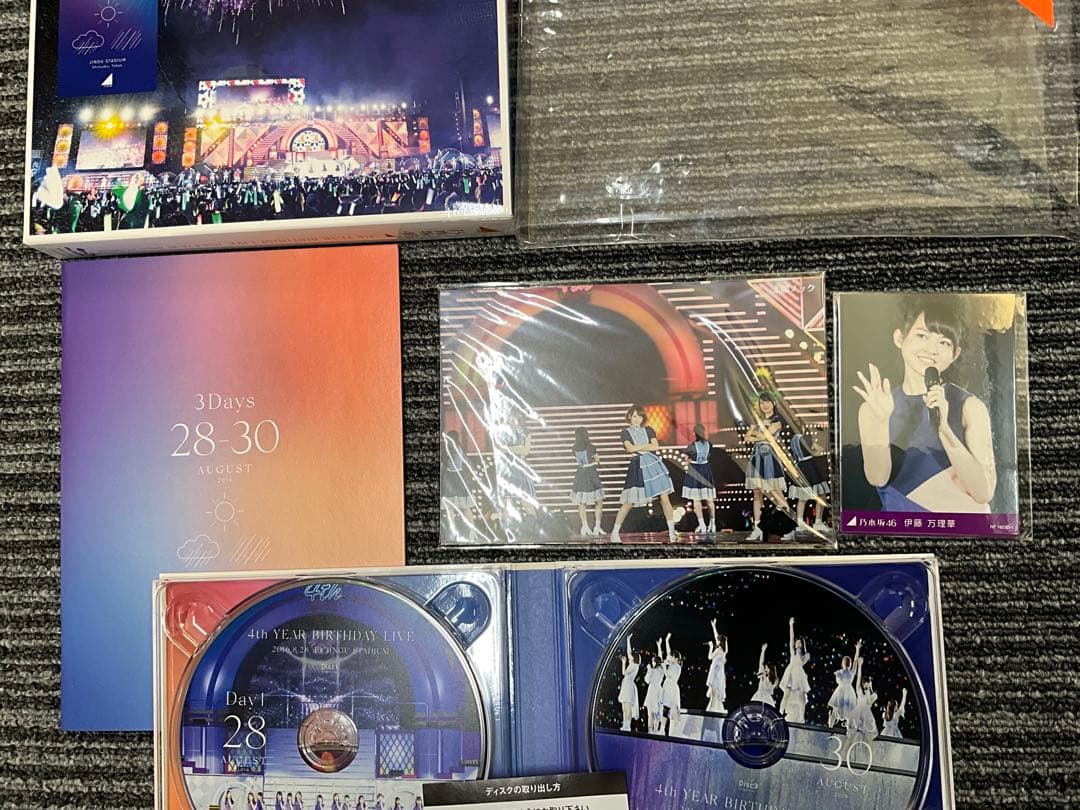 乃木坂46/4th YEAR BIRTHDAY LIVE Blu-ray 初回