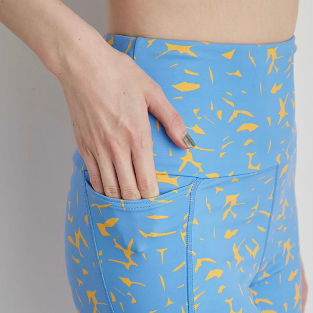 emmiyoga エミヨガ ボタニカルアートプリントレギンス