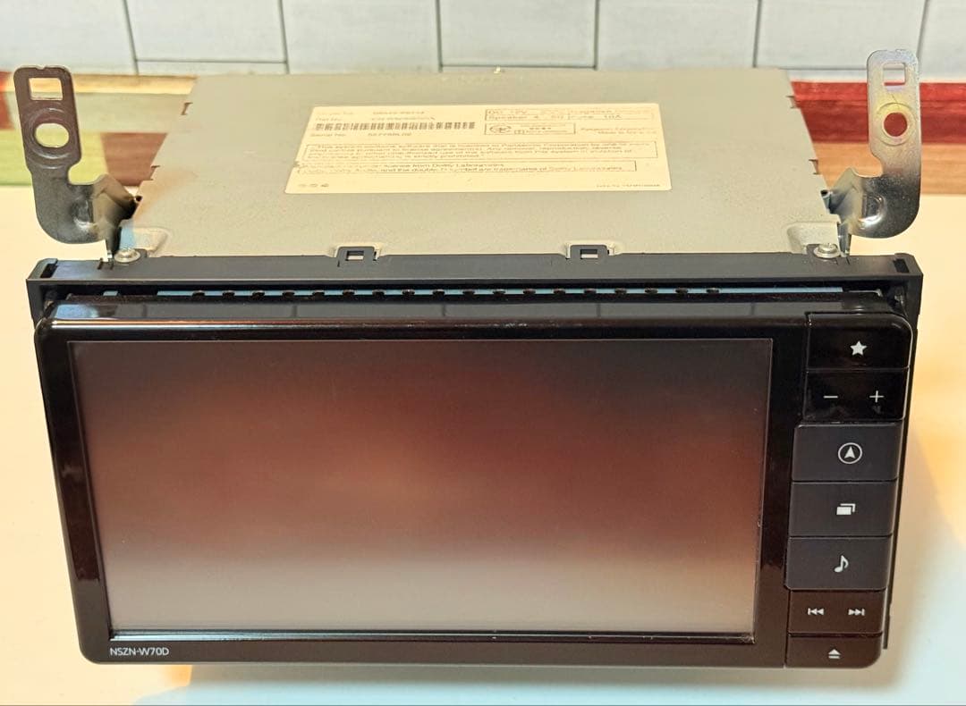 ダイハツ純正　7型ワイド　NSZN-W70D