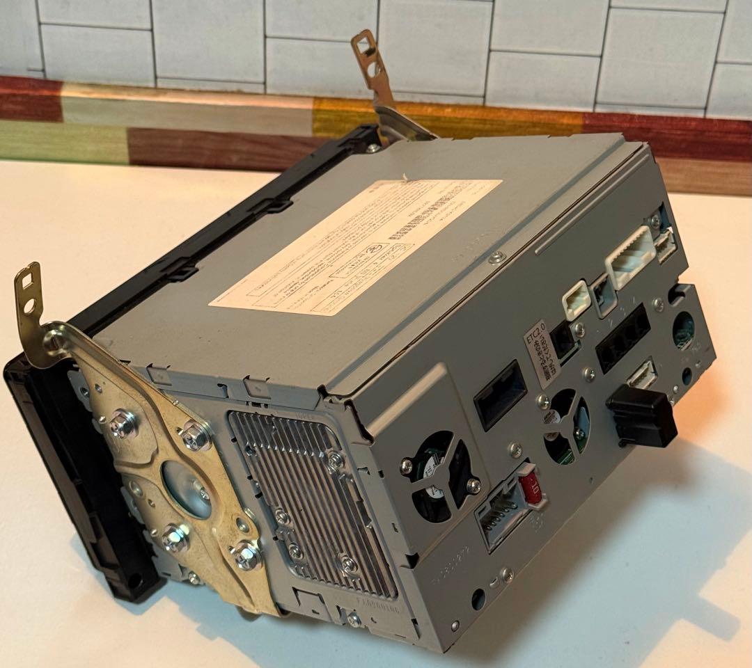 ダイハツ純正　7型ワイド　NSZN-W70D