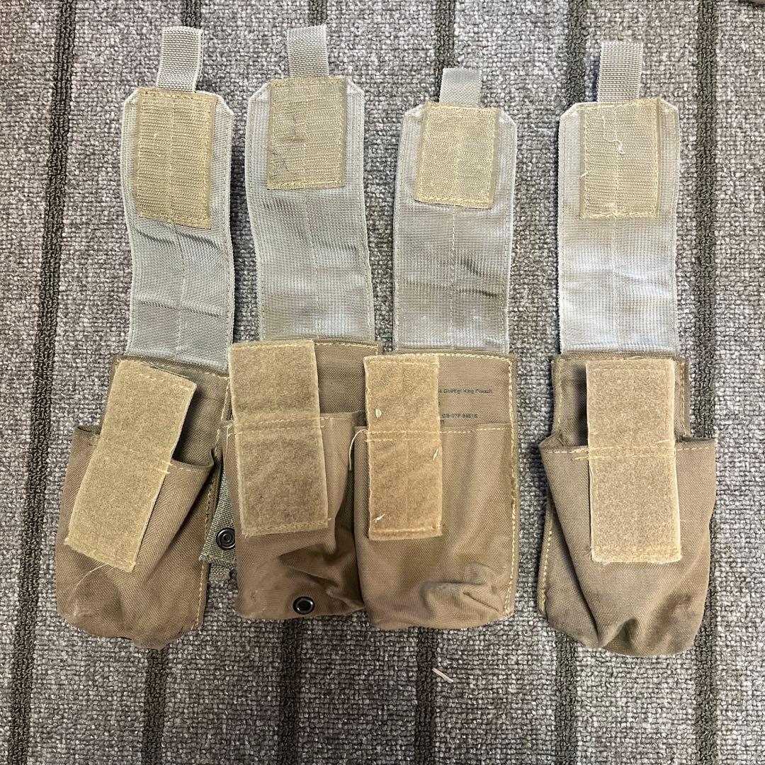 放出品　実物M4マガジンポーチ　海兵隊