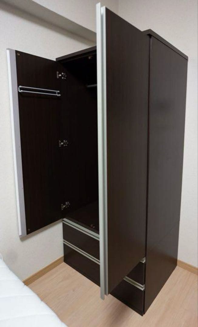 ニトリ　ワードローブ　タンス２段