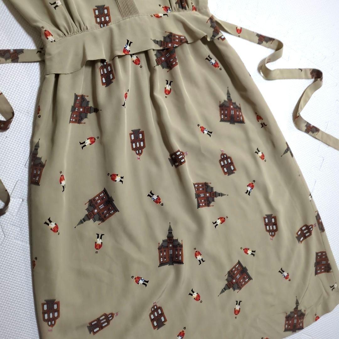 【レア】PINK HOUSE ピンクハウス　ワンピース　英兵柄 ロンドン　カーキ