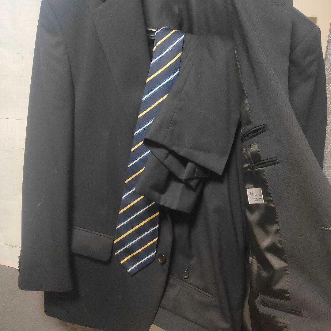 スーツ yunoopy