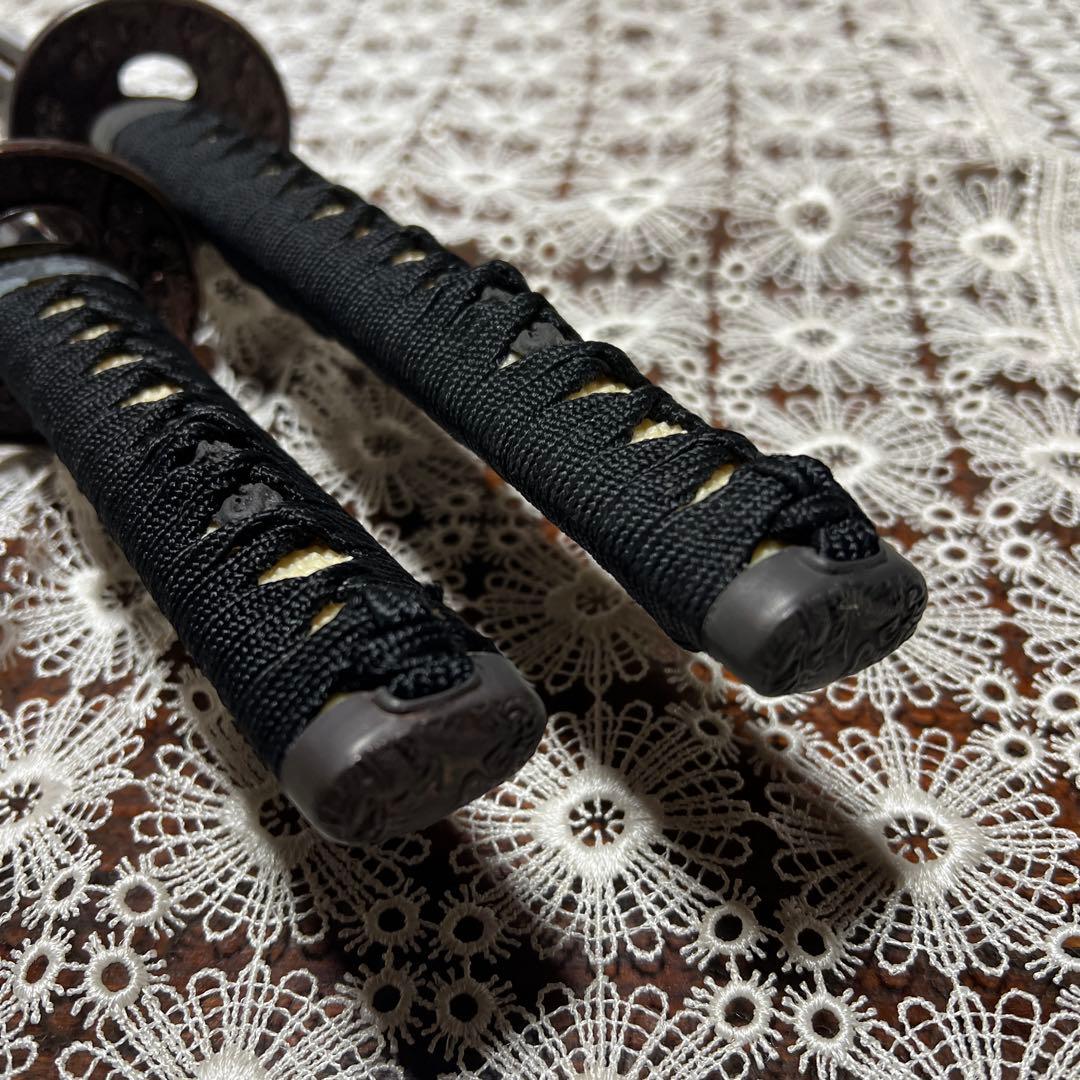 装飾刀　日本刀　武具　2本　飾り台付き　骨董品